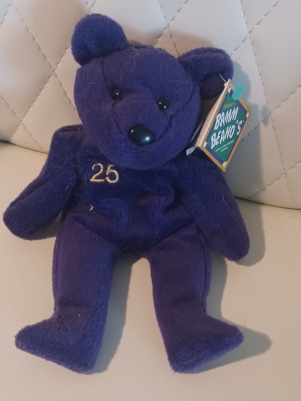 NWT Vintage Salvino's Bamm Beano's Mark McGwire #25 Beanie Issue Date Aug 1998